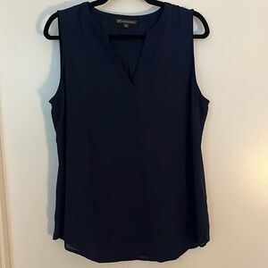 Adrianna Papell navy sleeveless blouse. Size L